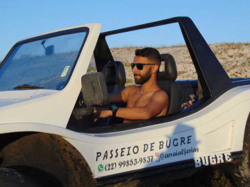 Turismo de aventura em férias em arraial do cabo