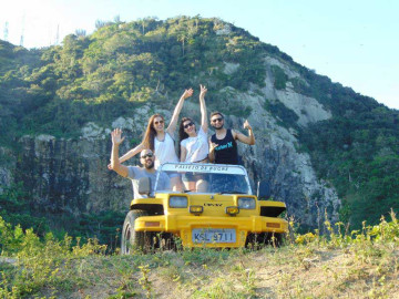 Turismo de aventura em férias em arraial do cabo
