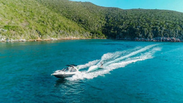 Passeios de barco em arraial do cabo