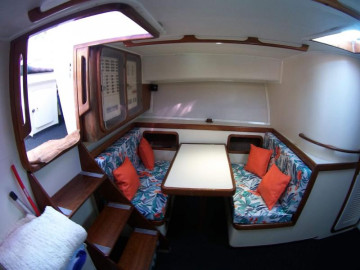 Lancha até 24 passageiros