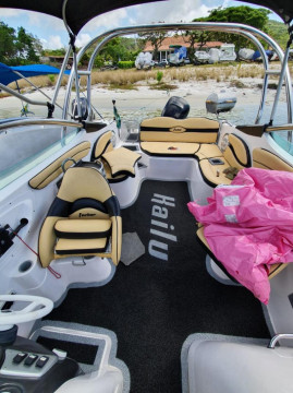 Lancha até 7 passageiros Kailu