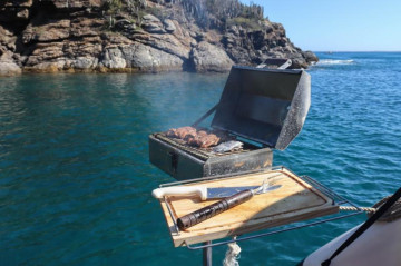 Até 9 Passageiros Hawk 32