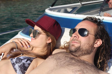 Até 9 Passageiros Hawk 32