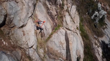 rapel recreativo em arraial do cabo aventura ecoturismo